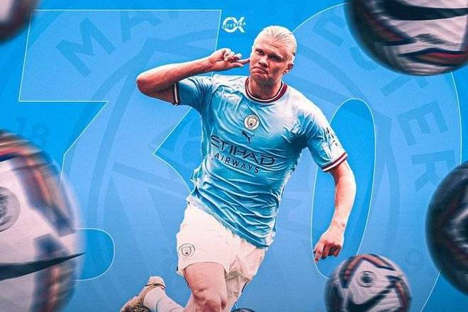 每体：巴萨有意左后卫索萨，想用桑托斯欠的290万欧锁定交易（每体：巴萨相中左后卫索萨，拟用桑托斯拖欠的290万欧敲定交易）