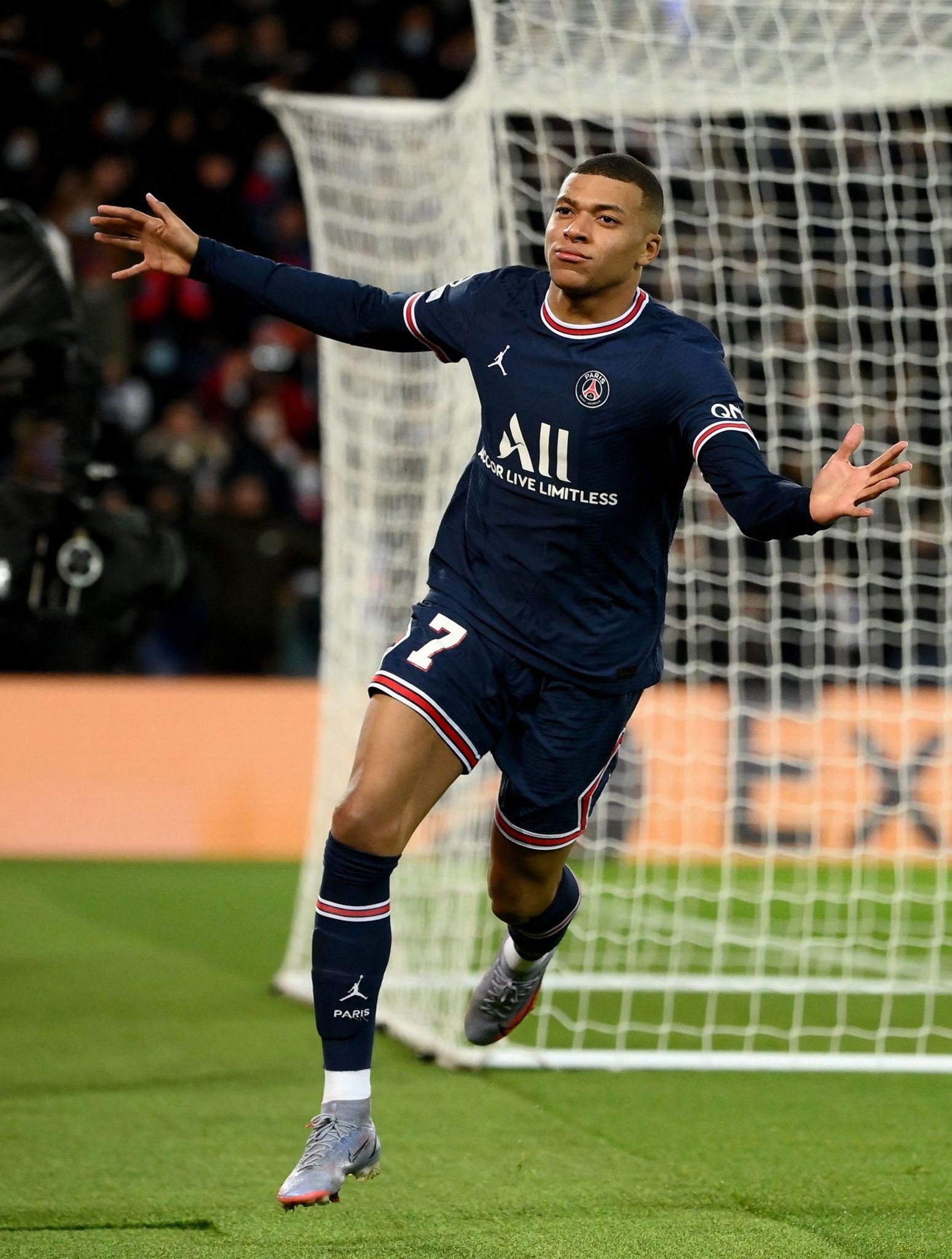金投入三名