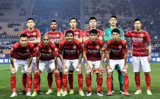 6万座的专业足球场，鲁媒分享黄河体育中心足球场建造情况（鲁媒详解黄河体育中心6万座专业足球场建设进展）