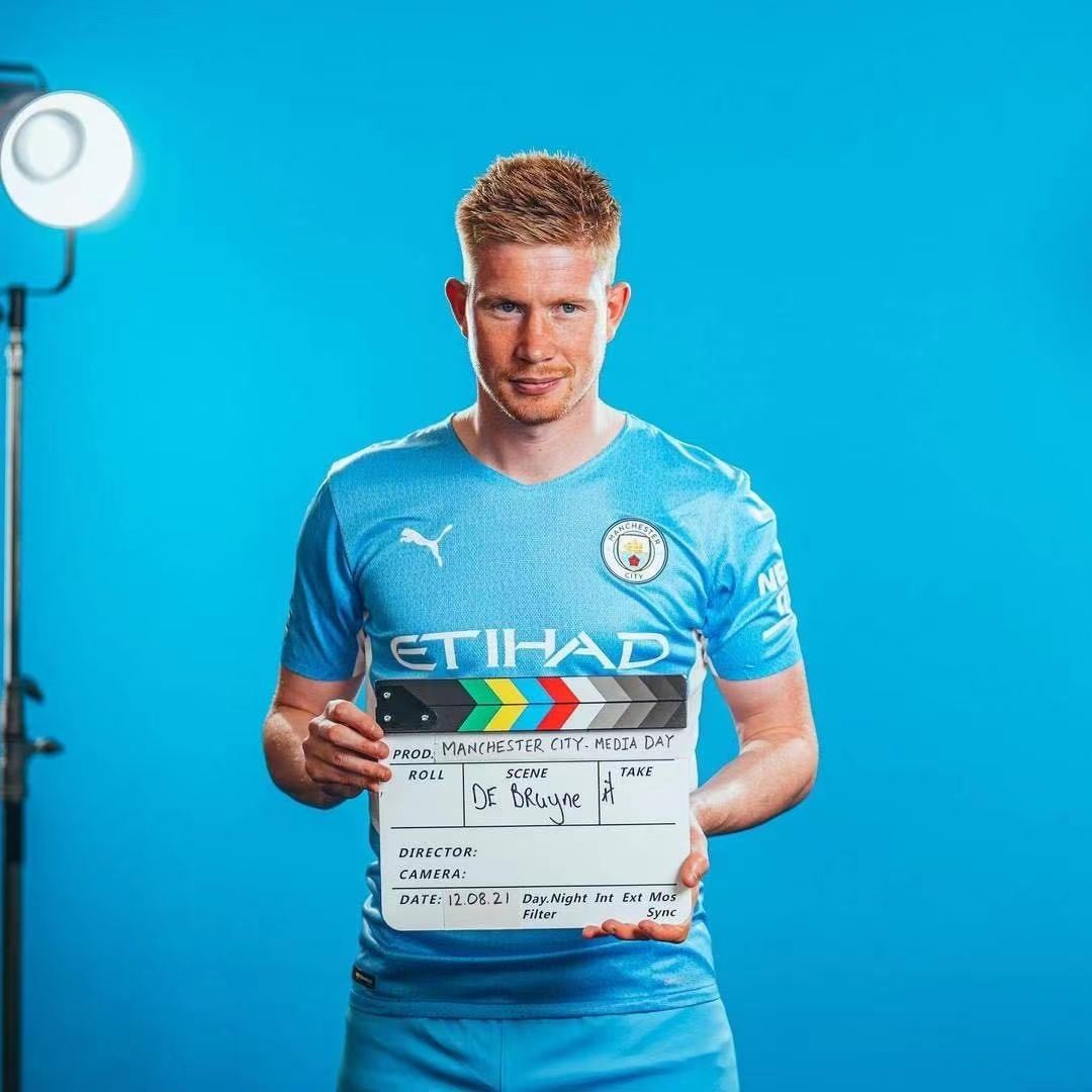 帕尔马官方：铃木彩艳左手中指及手舟骨复合骨折，将接受手术（帕尔马官宣：铃木彩艳左手中指与手舟骨复合性骨折，将接受手术治疗）