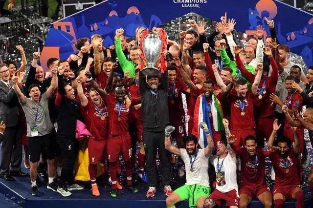 乌拉圭历史第三人，巴尔韦德达成欧冠70场里程碑（巴尔韦德欧冠出场达70场，位列乌拉圭史上第三）